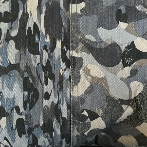 LOGO by Lori Goldstein Regular Camo Print Twill Utility Pants | Ink Camo - Picture 3 of 3